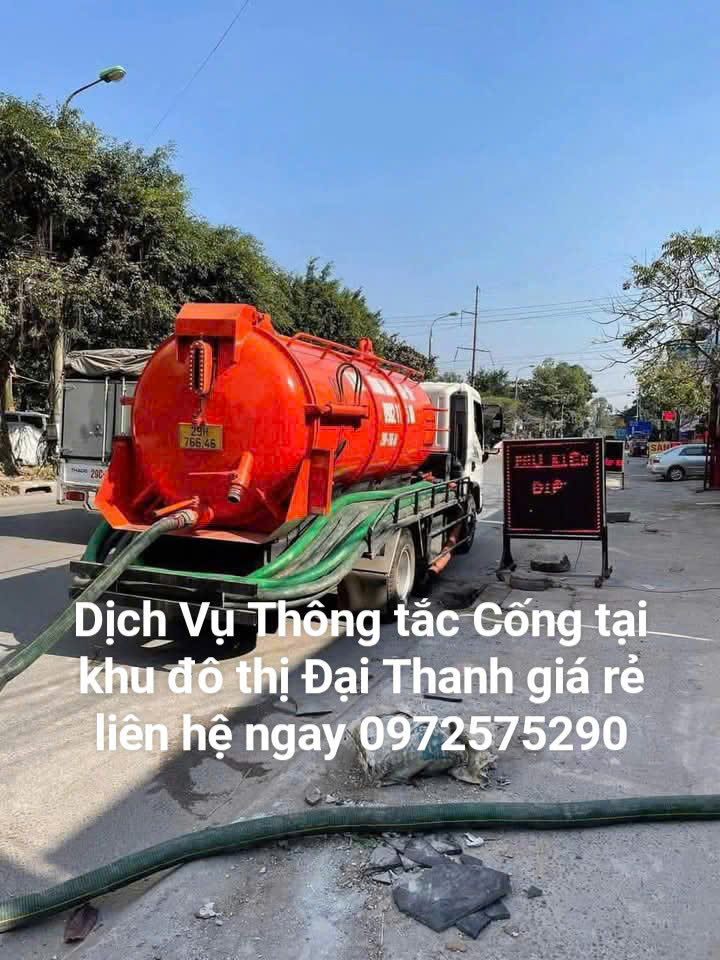 Xe hút bể phốt thông tắc cống tại khu đô thị Đại Thanh