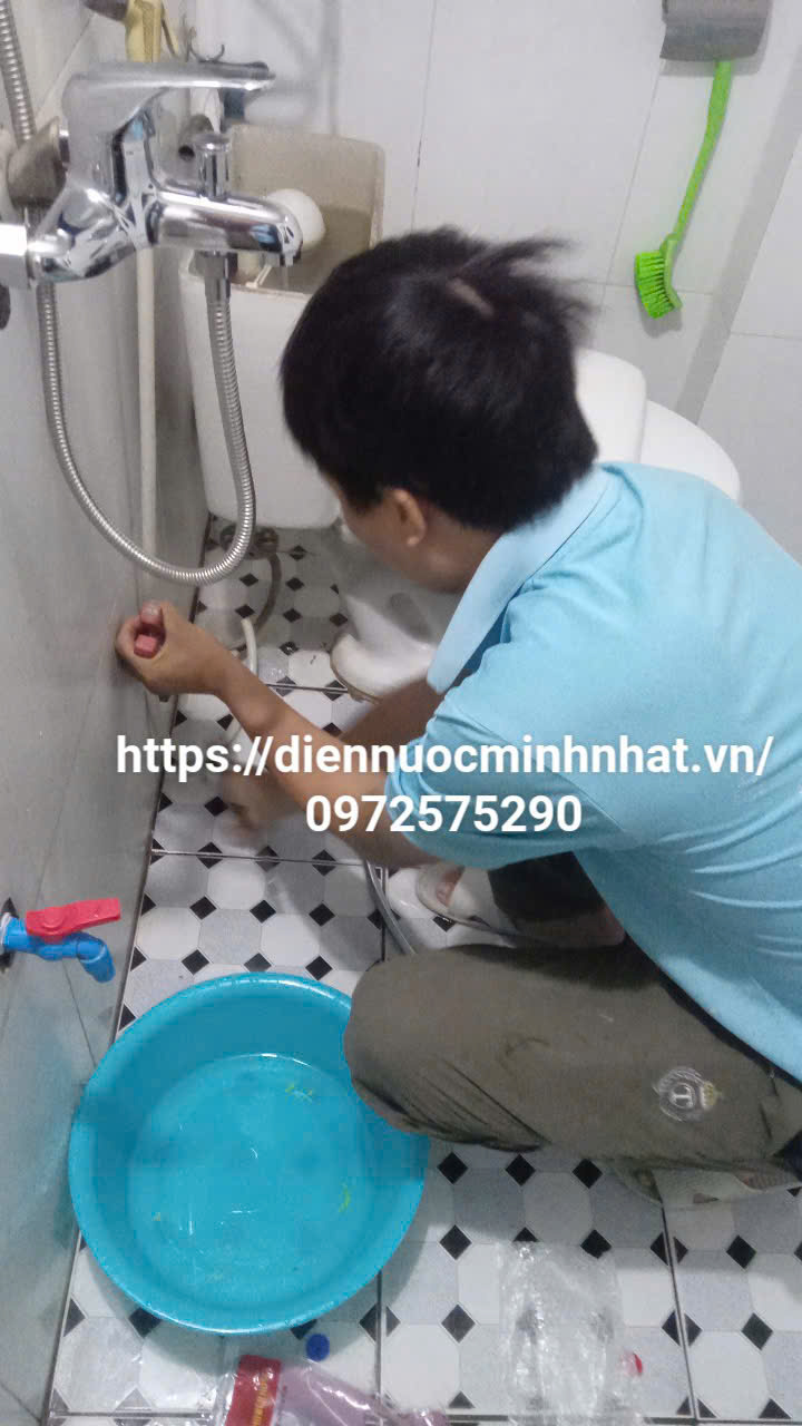 Tìm thợ điện nước tại Mễ Trì