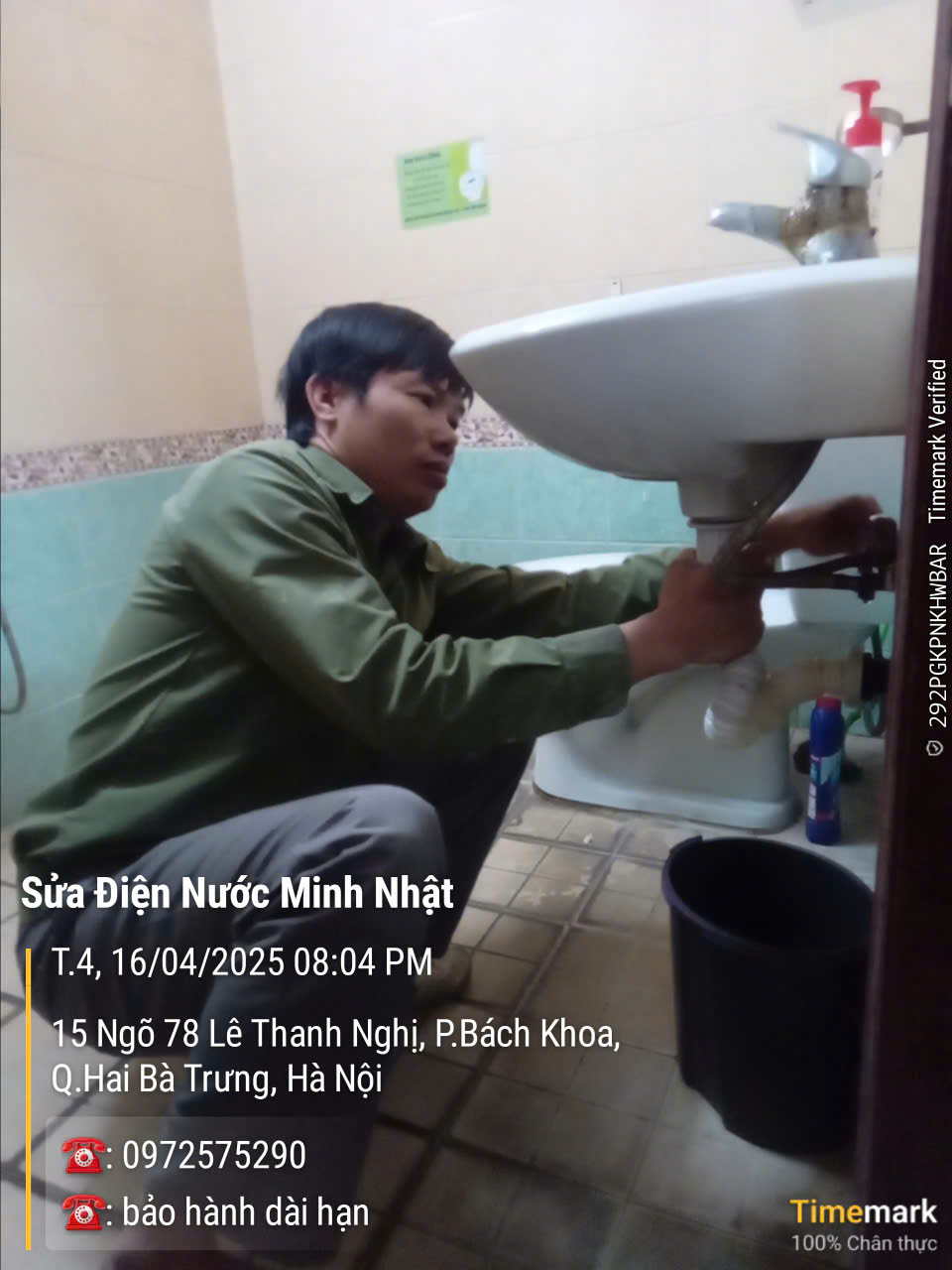 Thợ sửa chữa ống nước tại Vinhomes reverside