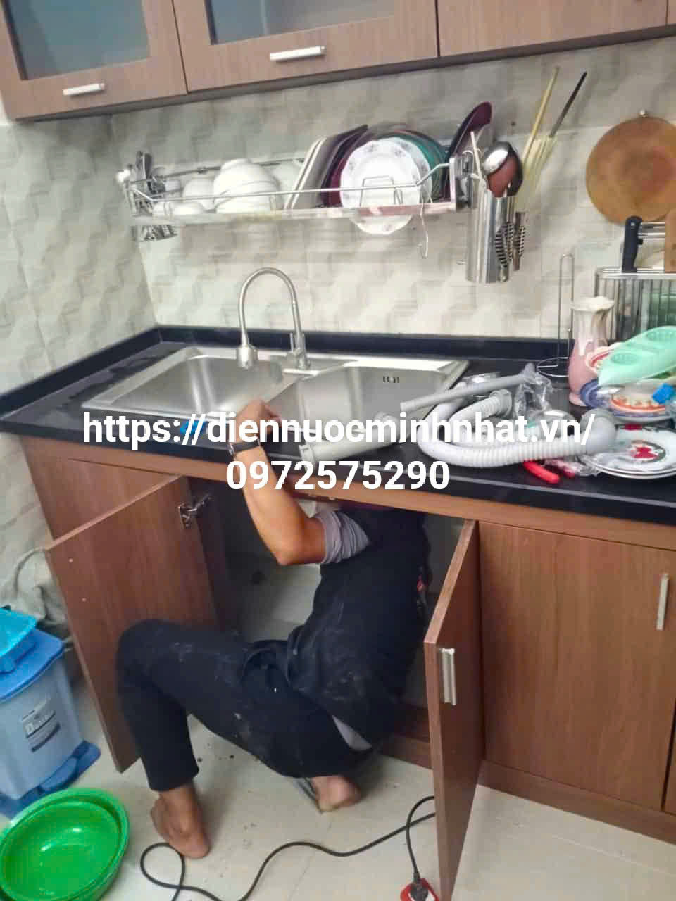 thông tắc ống nước thoát chậu rửa tại quận Hoàng Mai