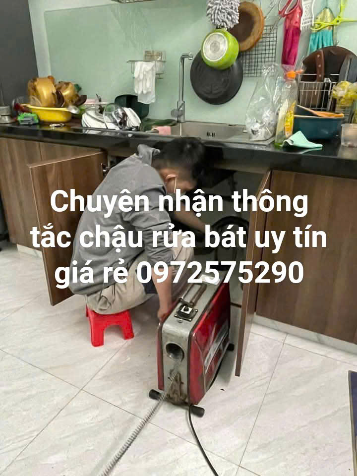 Thợ thông chậu rửa bát tại quận Long Biên bằng máy lò xo