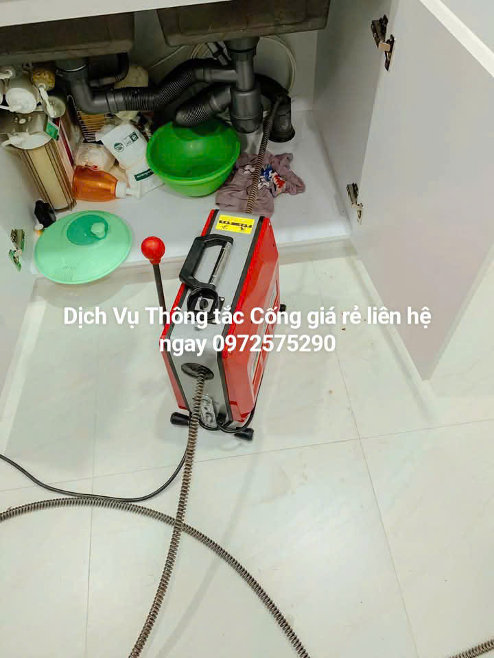 Sửa cống nước tại khu đô thị sài đồng