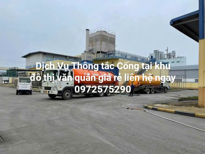 Xe Thông tắc hút bể phốt tại khu đô thị Văn Quán